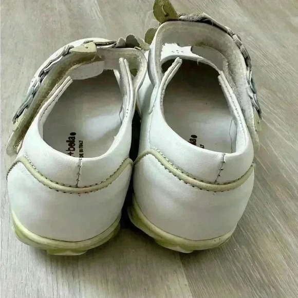 2. Nico + bella Leather Flowers little girls Shoes Mary Jane size 8.5 - Picture 7 of 8